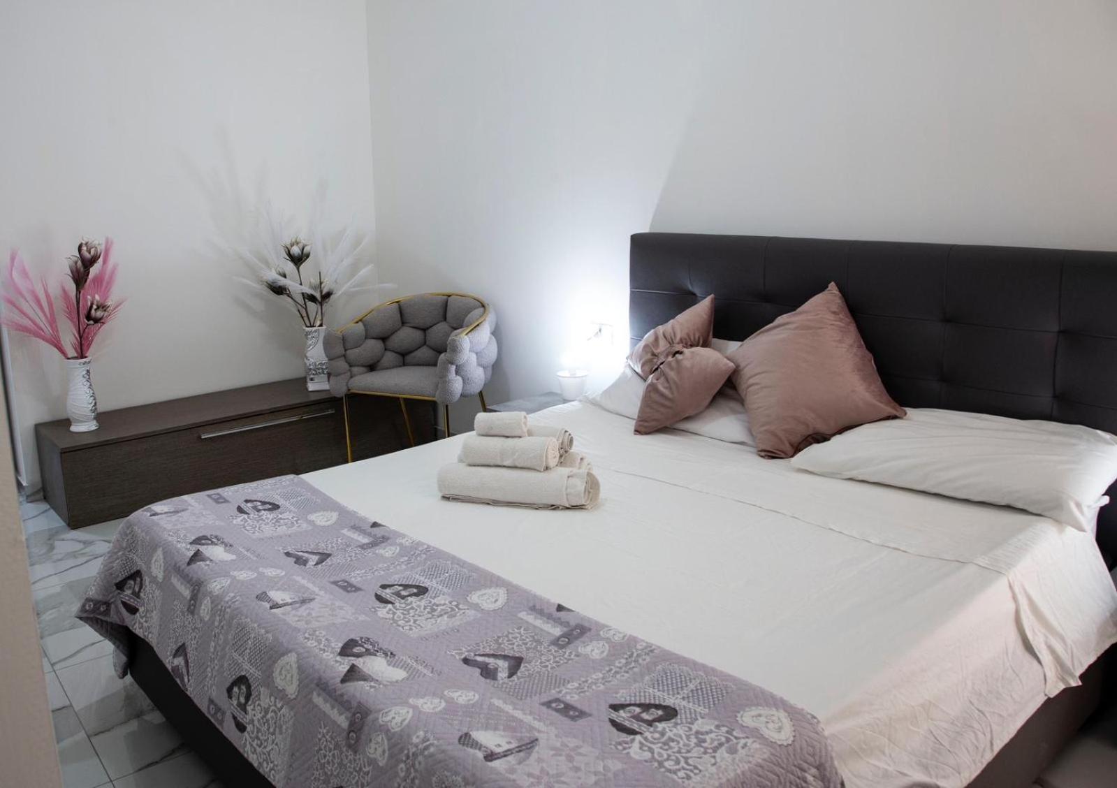 Tiluri Apartamento Nápoles Exterior foto
